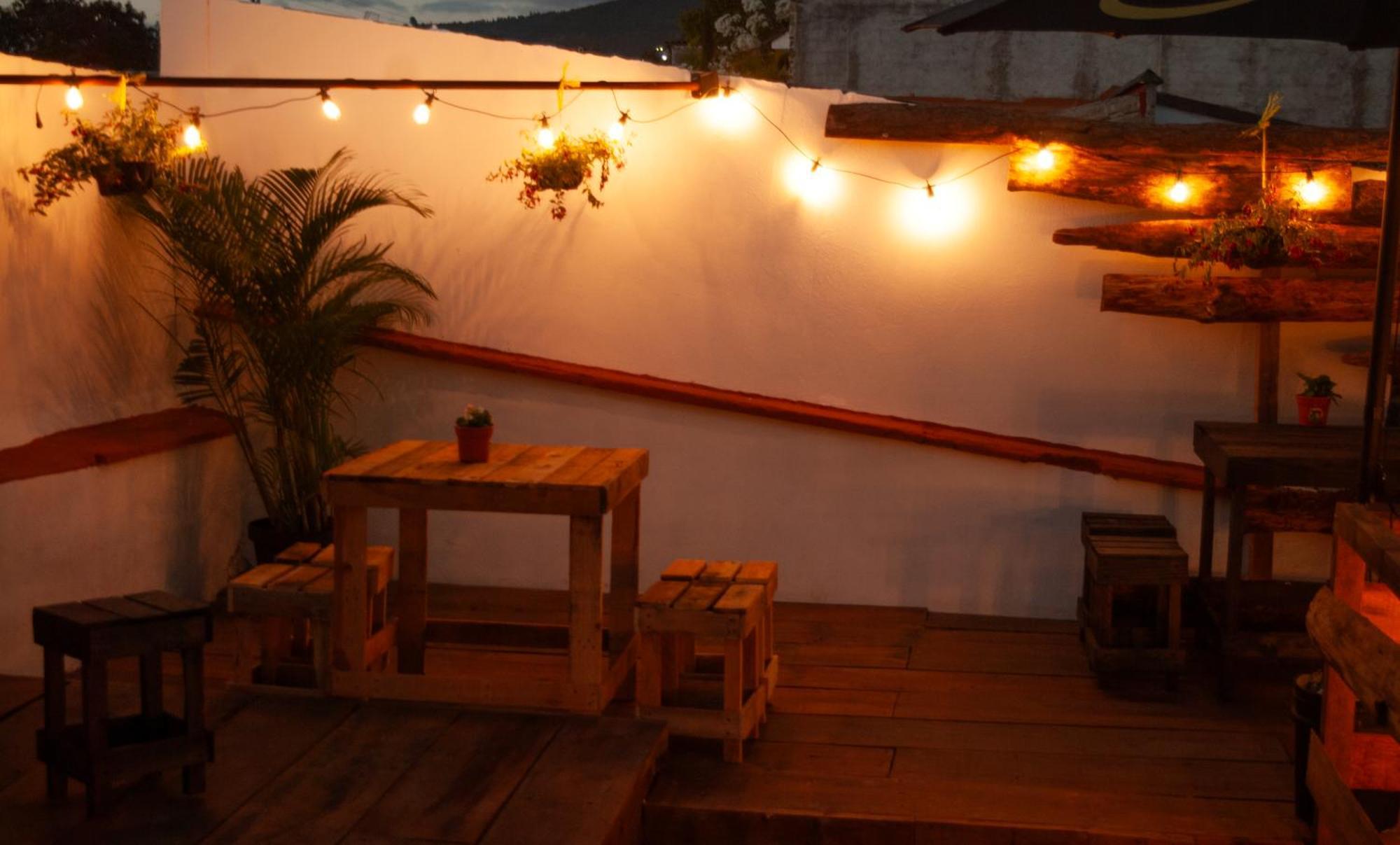 Kamazoztz Hostel And Travel Antigua Luaran gambar